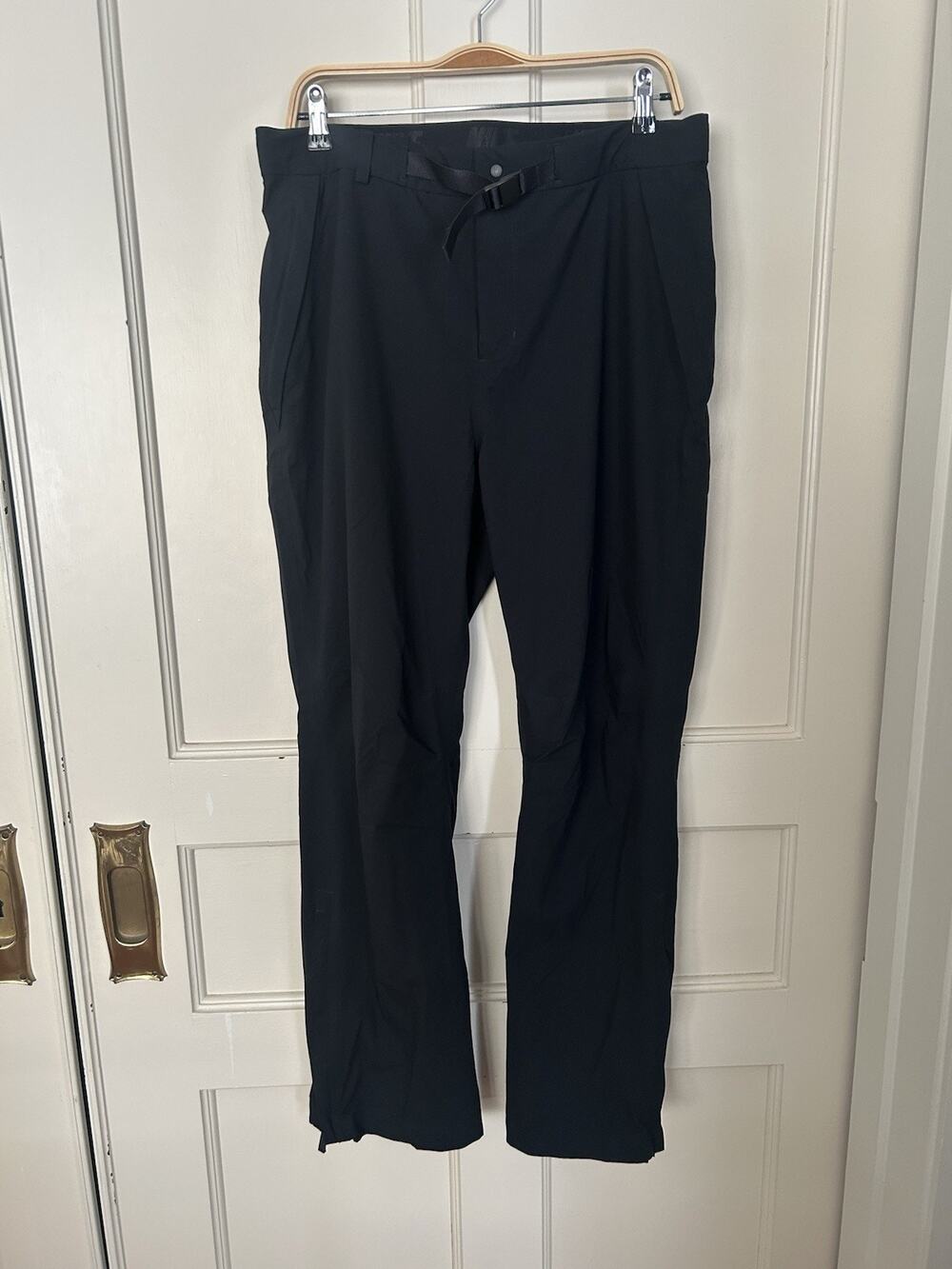 Nike Hypershield Straight Leg Golf Pants Mens Size Medium Black Waterproof